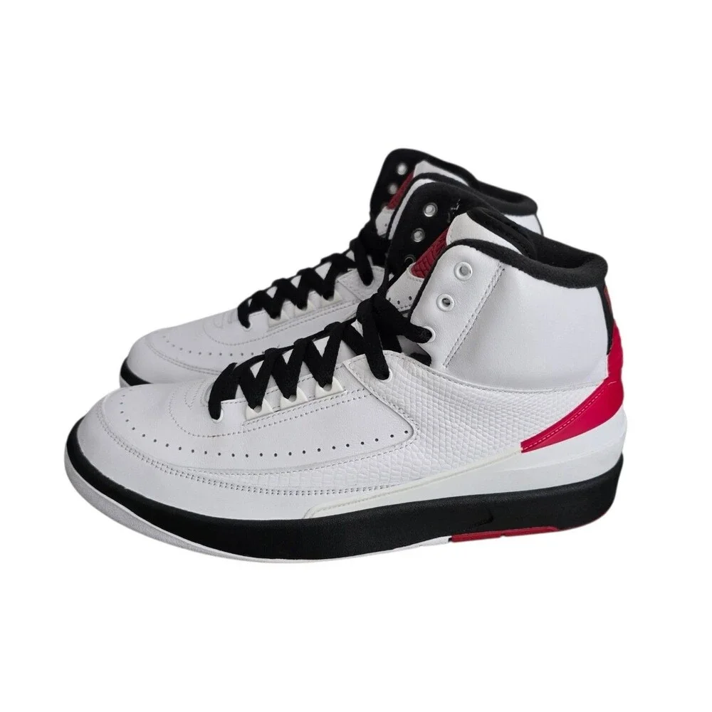 Air Jordan 2 Retro OG Chicago Sneakers Mens Size 9.5 White Red Black DX2454-106